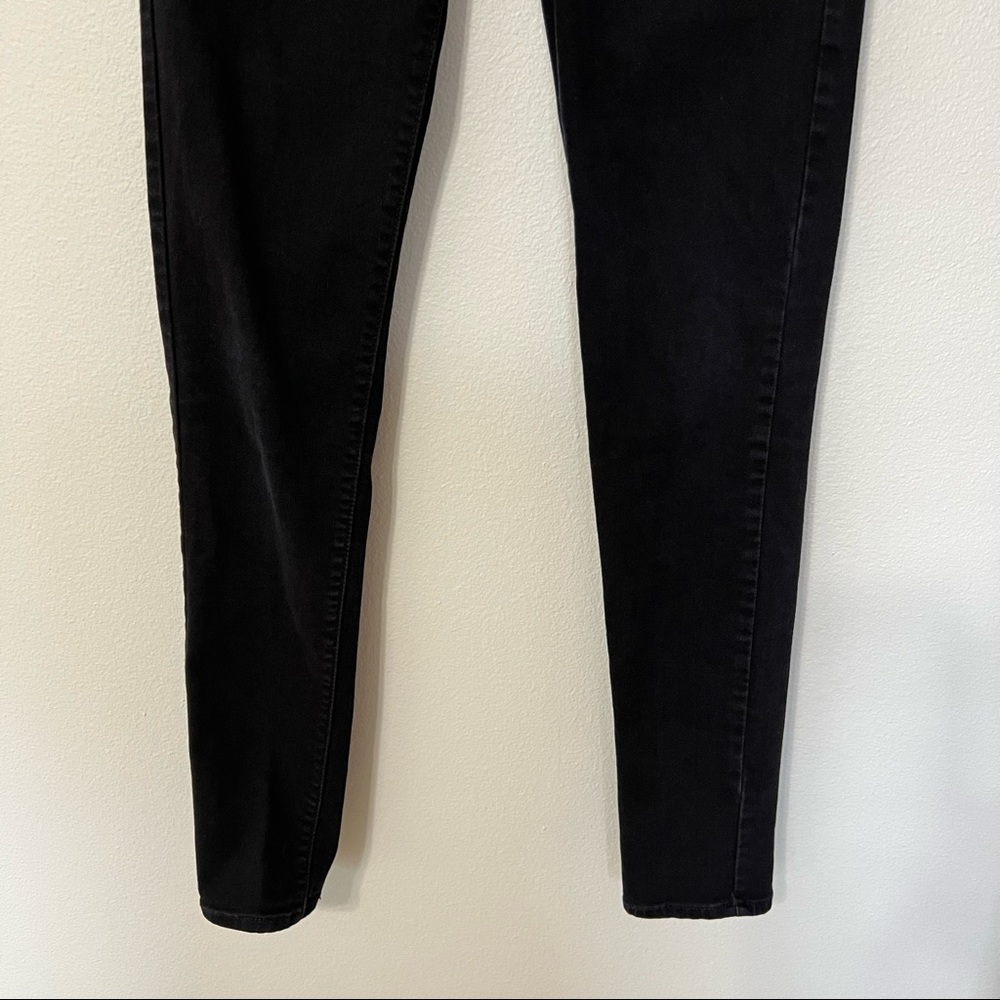 Levi’s 721 High Rise Skinny Black Jeans—26 - Picture 9 of 16